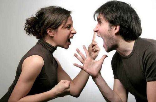 夫妻吵架后怎样进行面对面沟通，不冲动反应才能解决问题